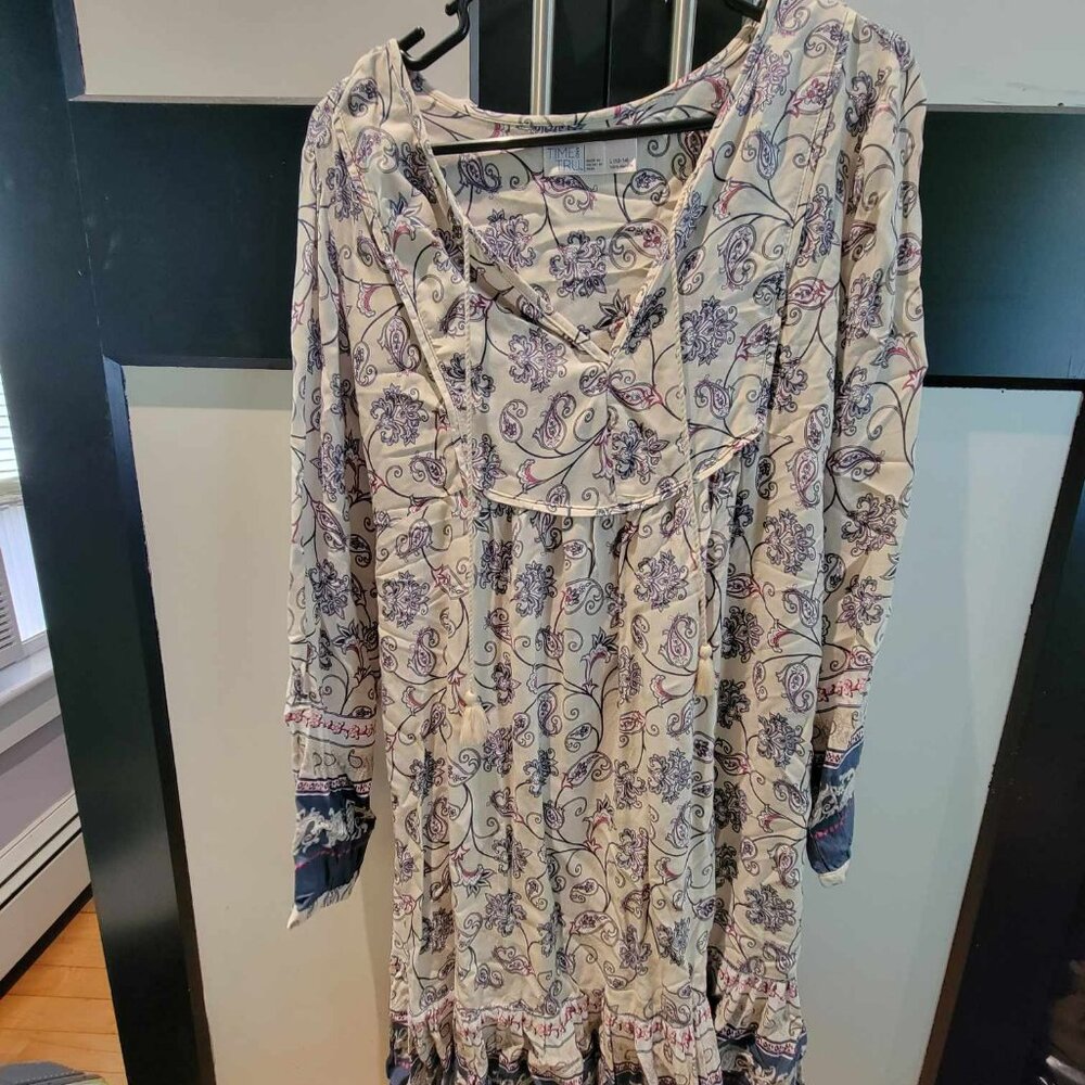 paisley patterned dress with tie up waist